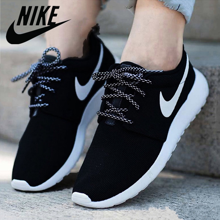 nike roshe run 42