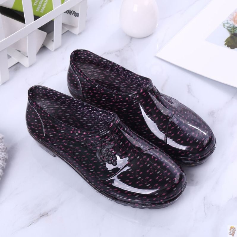 ladies overshoes