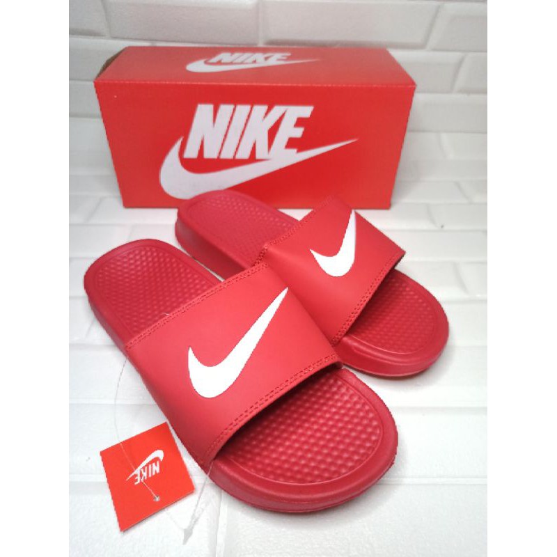 nike benassi slides red