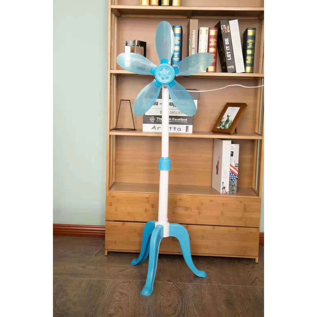 5 blades Fan stand fan Home Electric Fan W/ Clip, Clover Fan AntiHeat