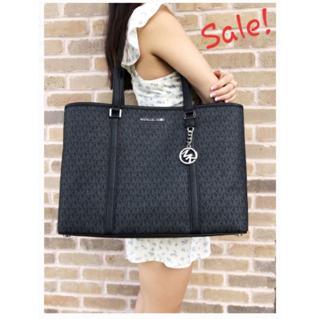 sady michael kors bag