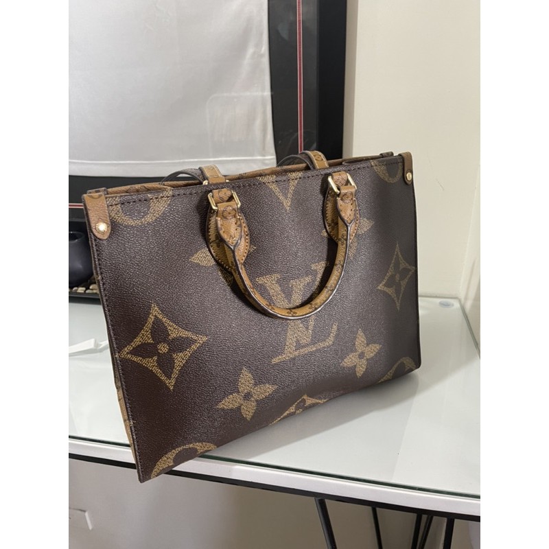 Louis Vuitton OnTheGo MM Monogram Reverse - BrandConscious Authentics