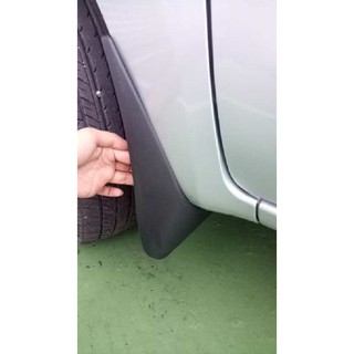 toyota innova mud guard