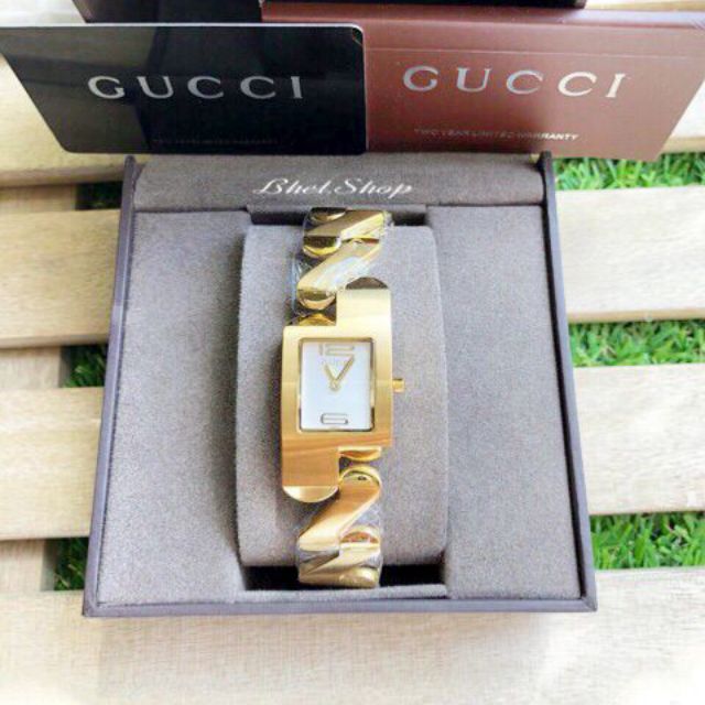 New SALE! Gucci Zigzag Watch | Shopee 