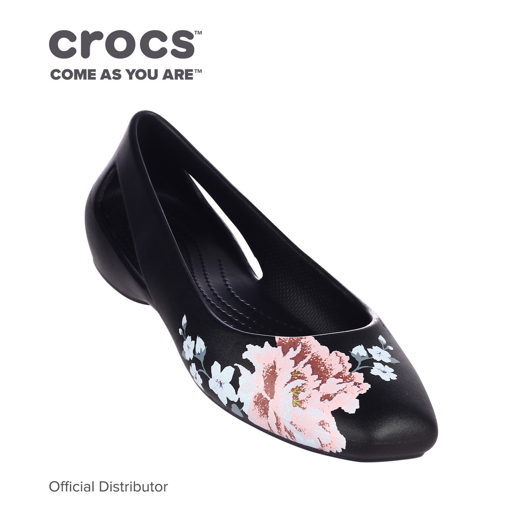 women's crocs sloane graphic clog