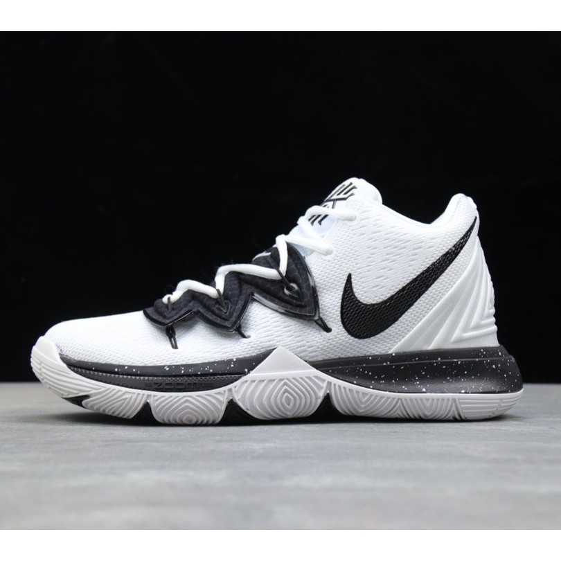 Air Sports Men 's Kyrie 5 Just Do It Limited Edition Black