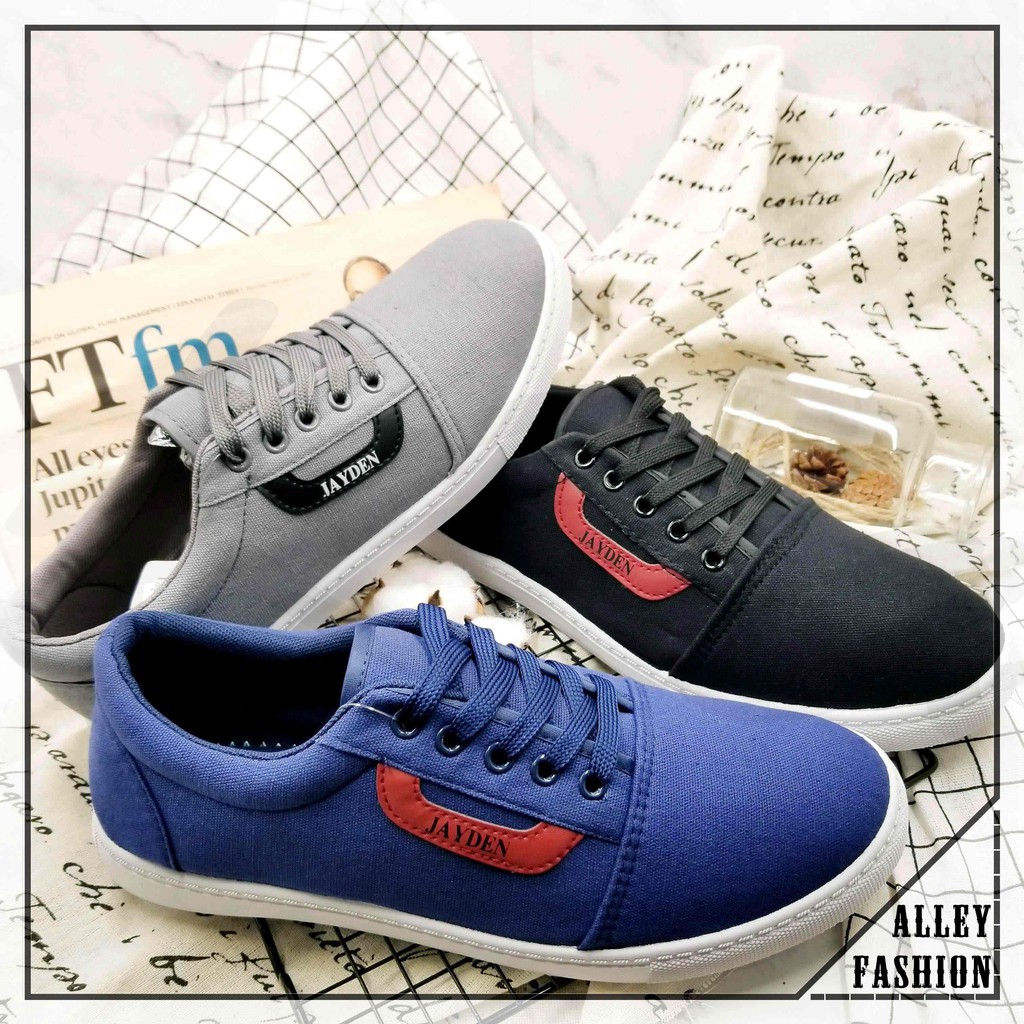 comfortable canvas sneakers