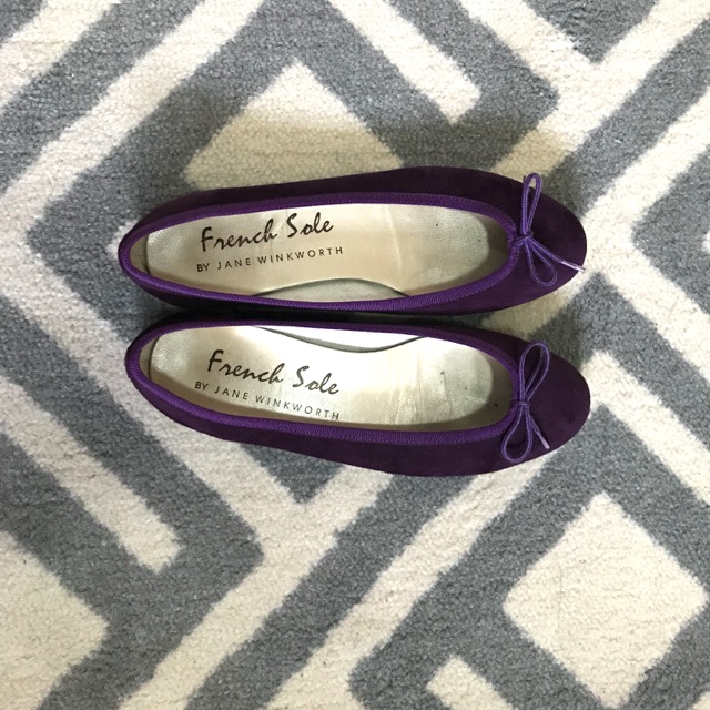 french sole ballet pumps