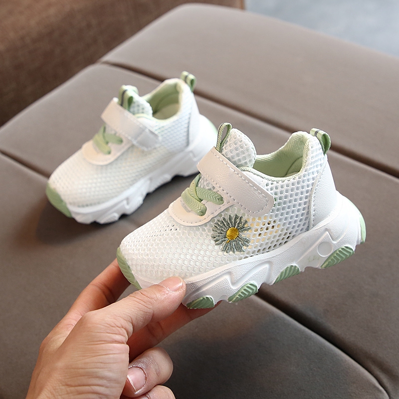 baby girl tennis shoes size 3