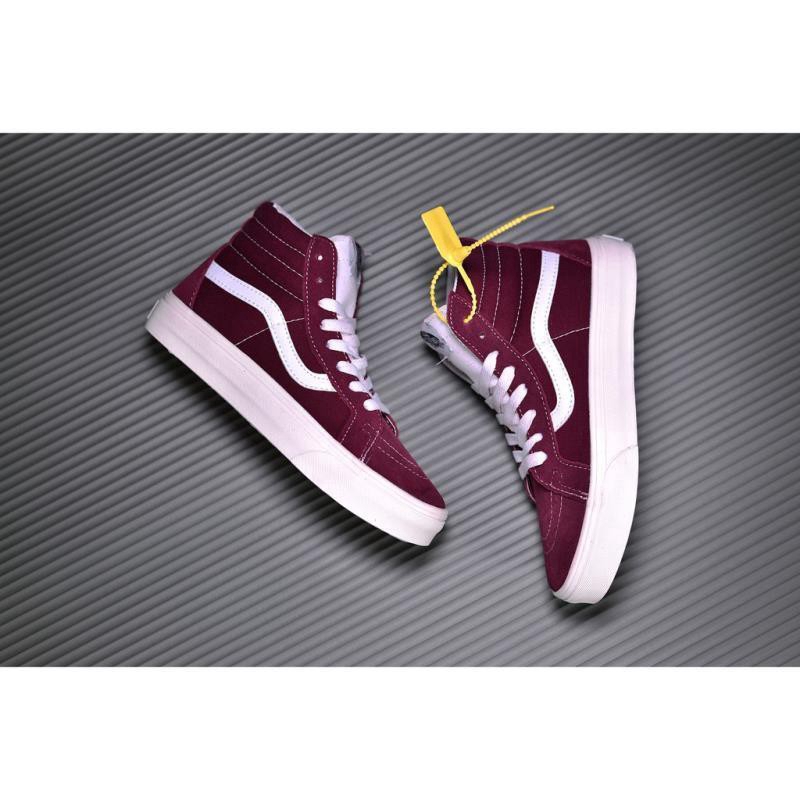 white high top skate shoes