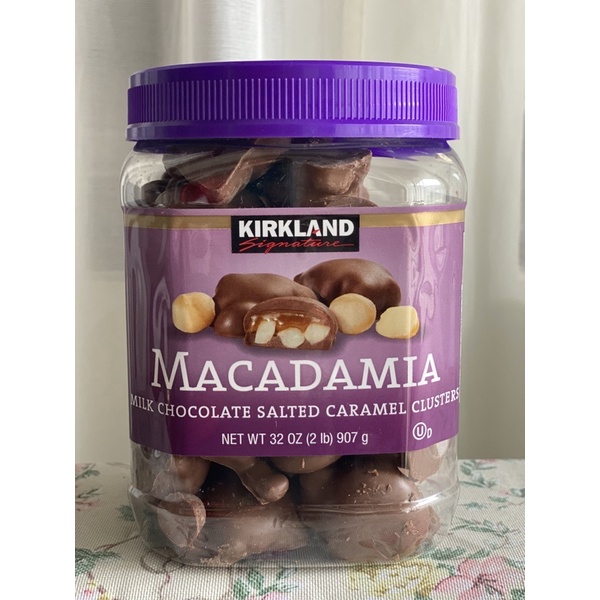 Kirkland Signature Macadamia Milk Chocolate Salted Caramel Clusters, 32