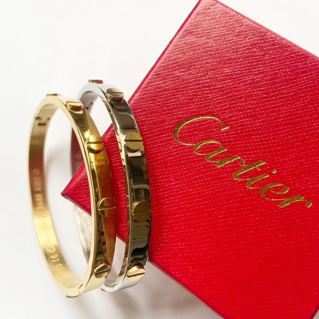 cartier love bracelet thickness