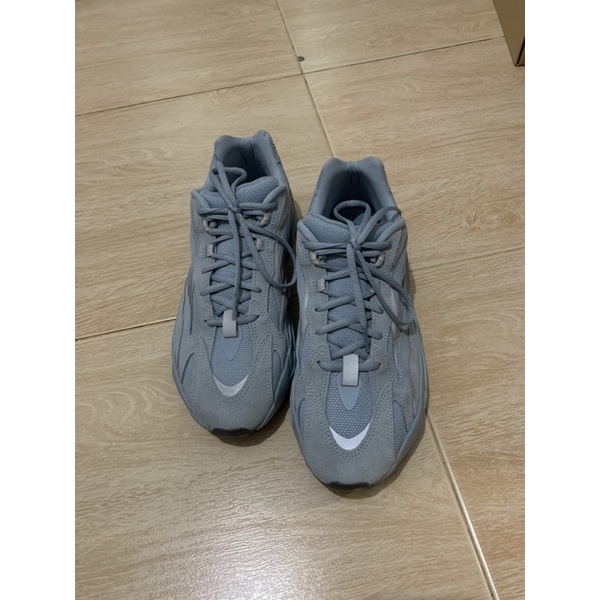 used yeezy boost 700