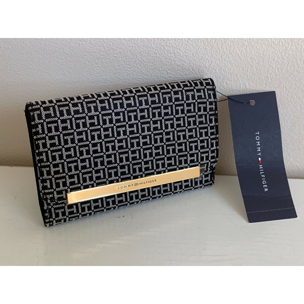 tommy hilfiger clutch wallet