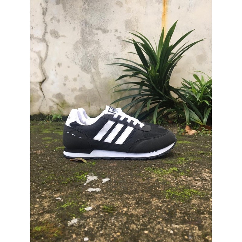 adidas neo city racer black white