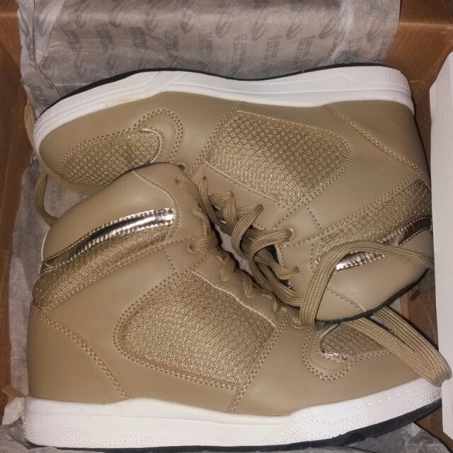 world balance shoes high cut