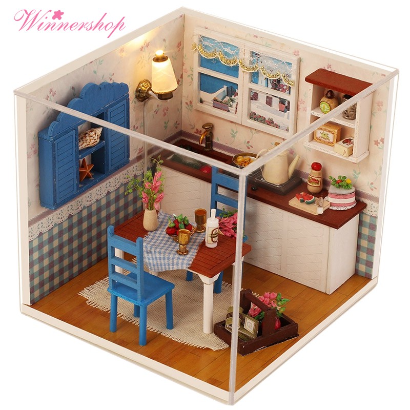 small dollhouse