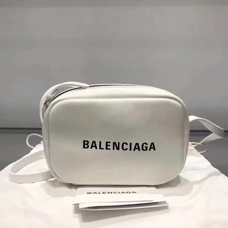 balenciaga bag shoulder