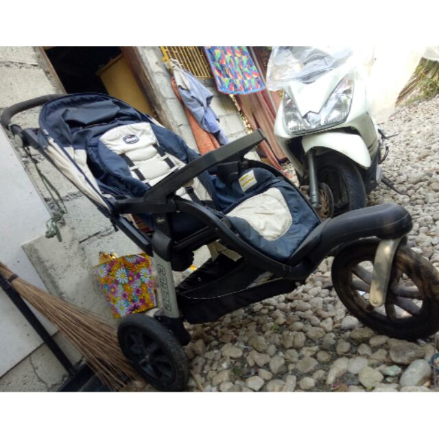 chicco activ3 jogging stroller