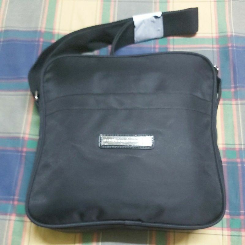 girbaud messenger bag