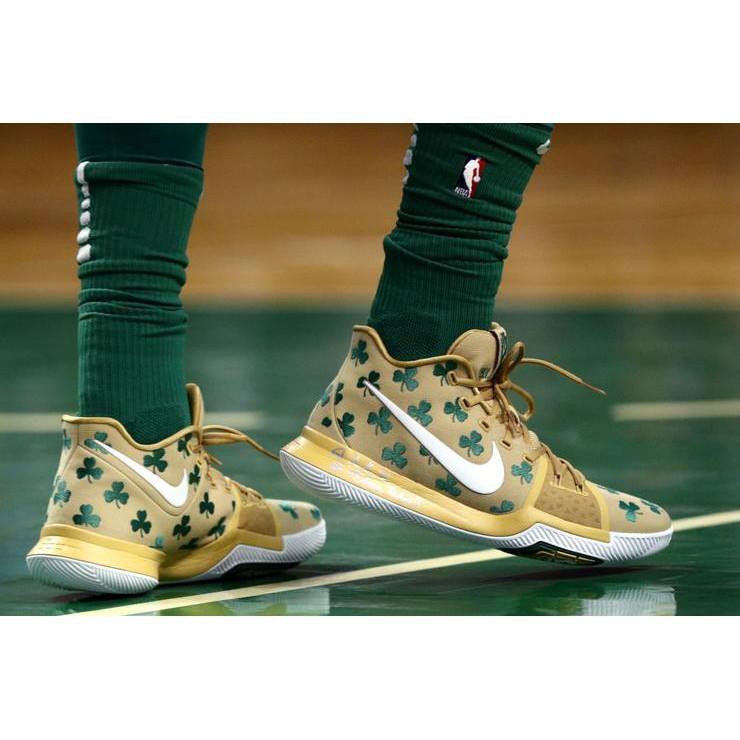 nike kyrie 3 luck