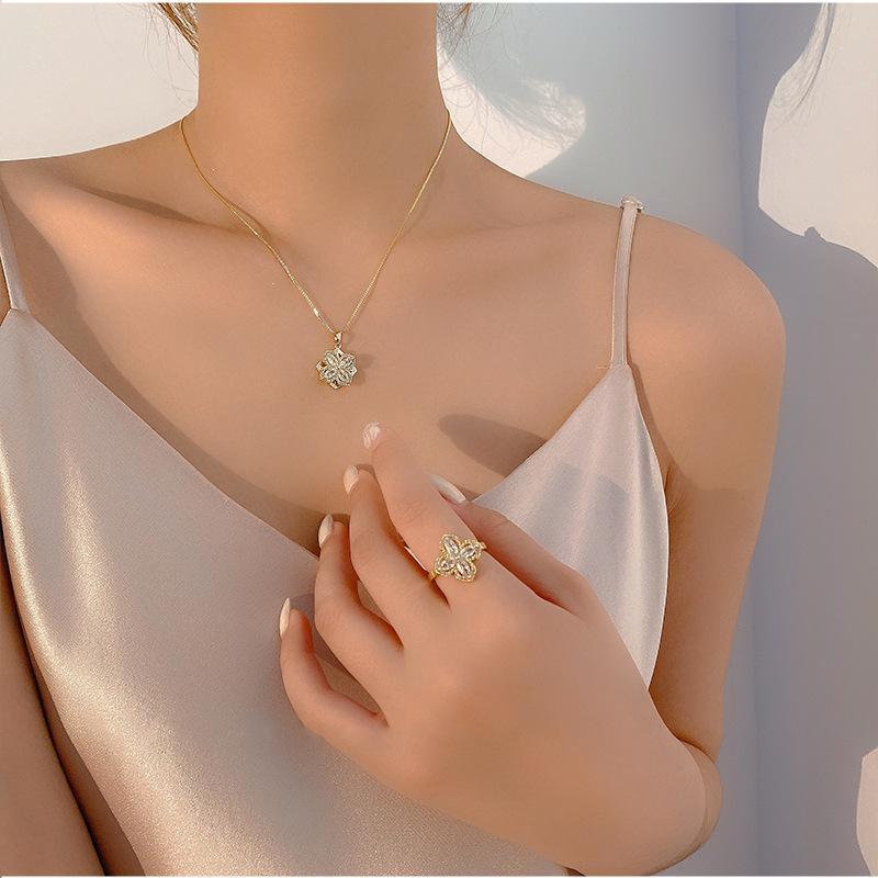 ARTPHRO Four Leaf Clover Lucky Spin Zircon Necklace for Women, Colorfast, Brings Good Luck，necklace gift for gf - Image 5