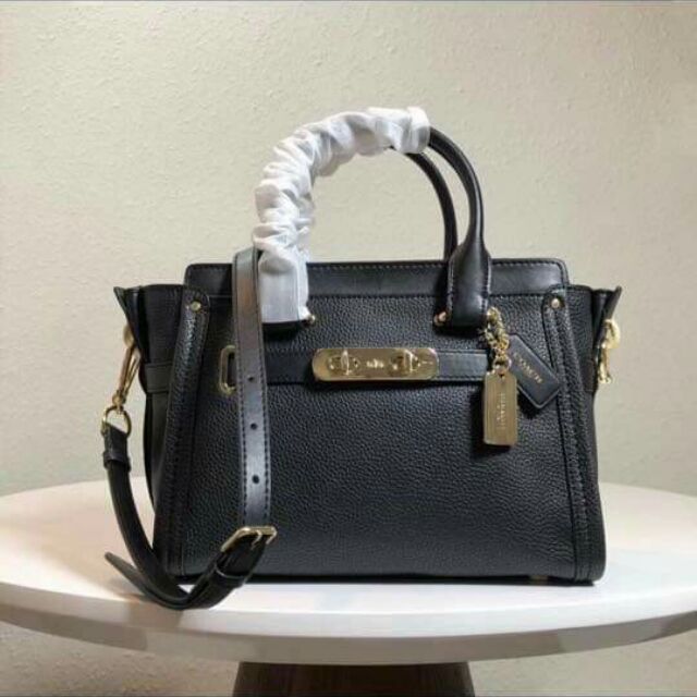 coach swagger carryall