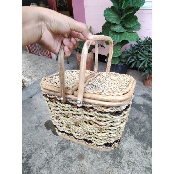 Coffee Wooden Hamper Wedding Bread Display Picnic Basket Prop with Lid Picnic Basket with Folding Handles 