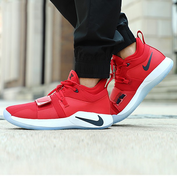 pink basketball shoes ncaa tournament