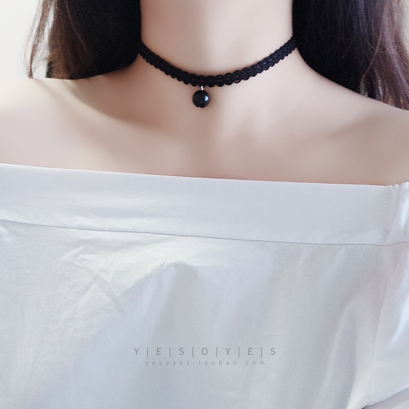 strap choker necklace