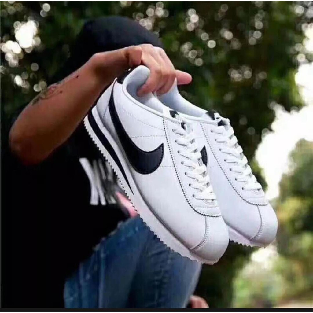 women's shoe nike classic cortez
