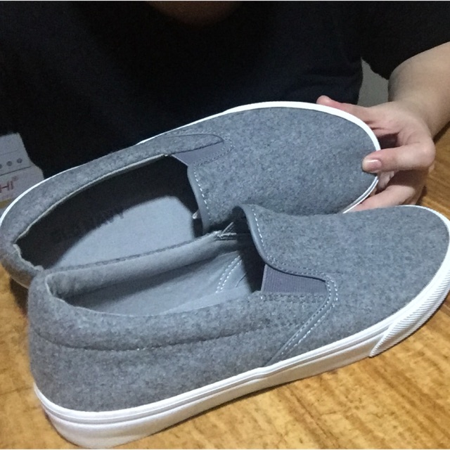 old navy mens slip on shoes
