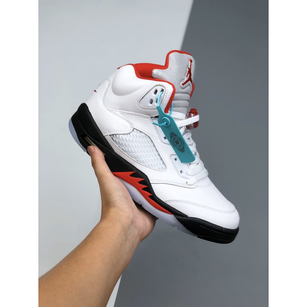 basketball shoe stores near me