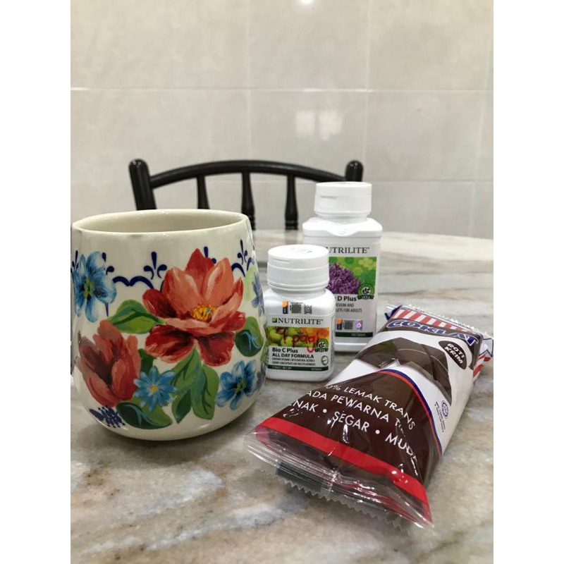 The Pioneer Woman Spring Bouquet Mug - Image 4