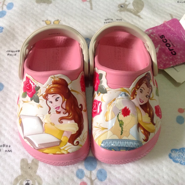princess crocs