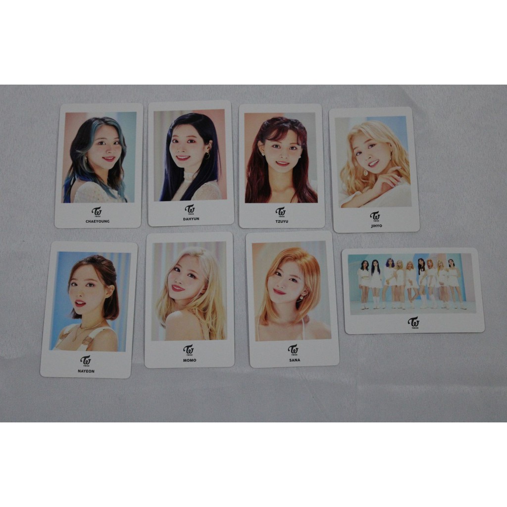 TWICE モモ ファンファーレ チェキ TWICE モモ チェキ Fanfare ペイント - メルカリ