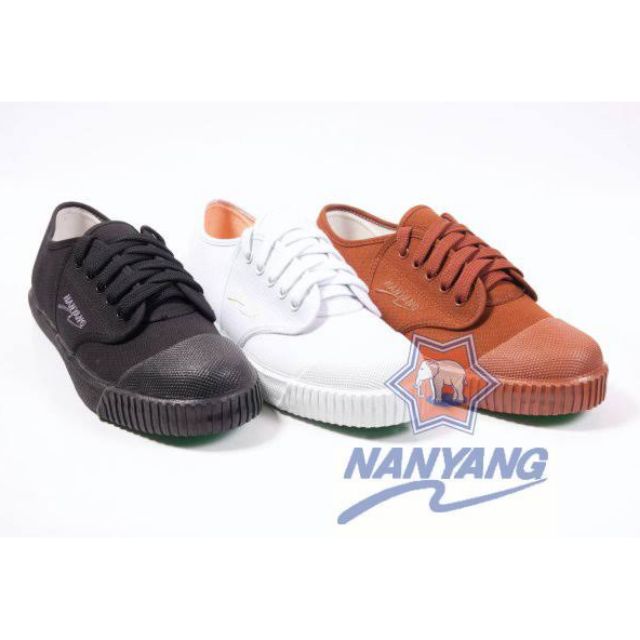 sepak takraw shoes