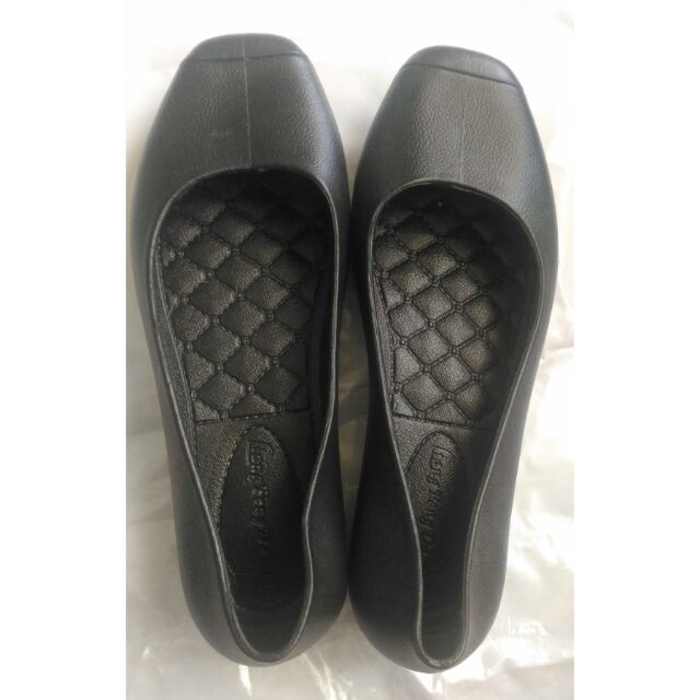 womens black jelly shoes