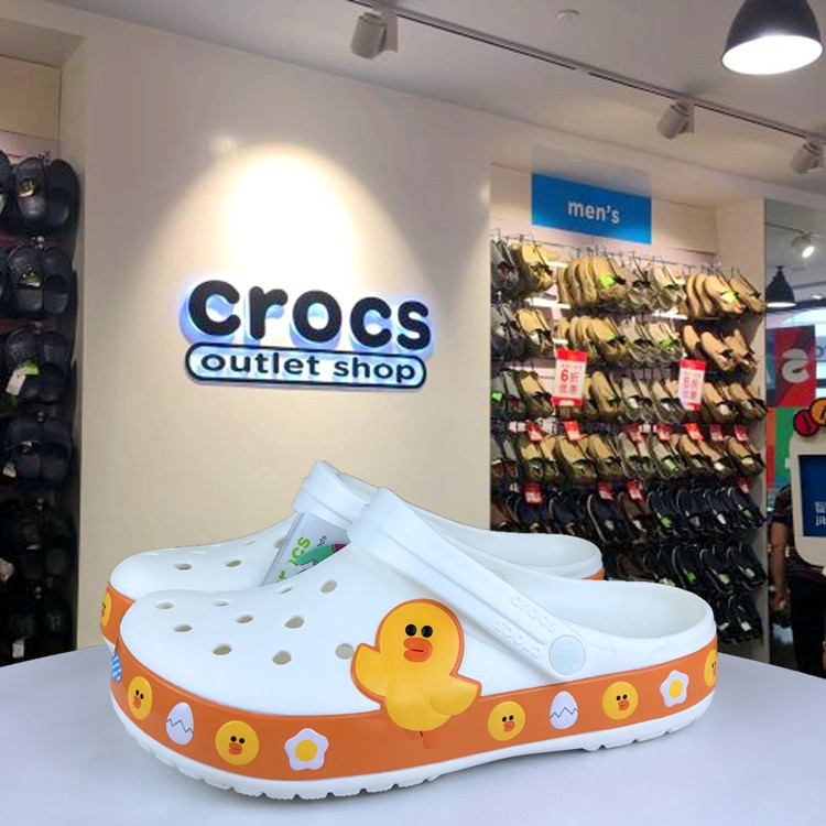 crocs with ducks on them