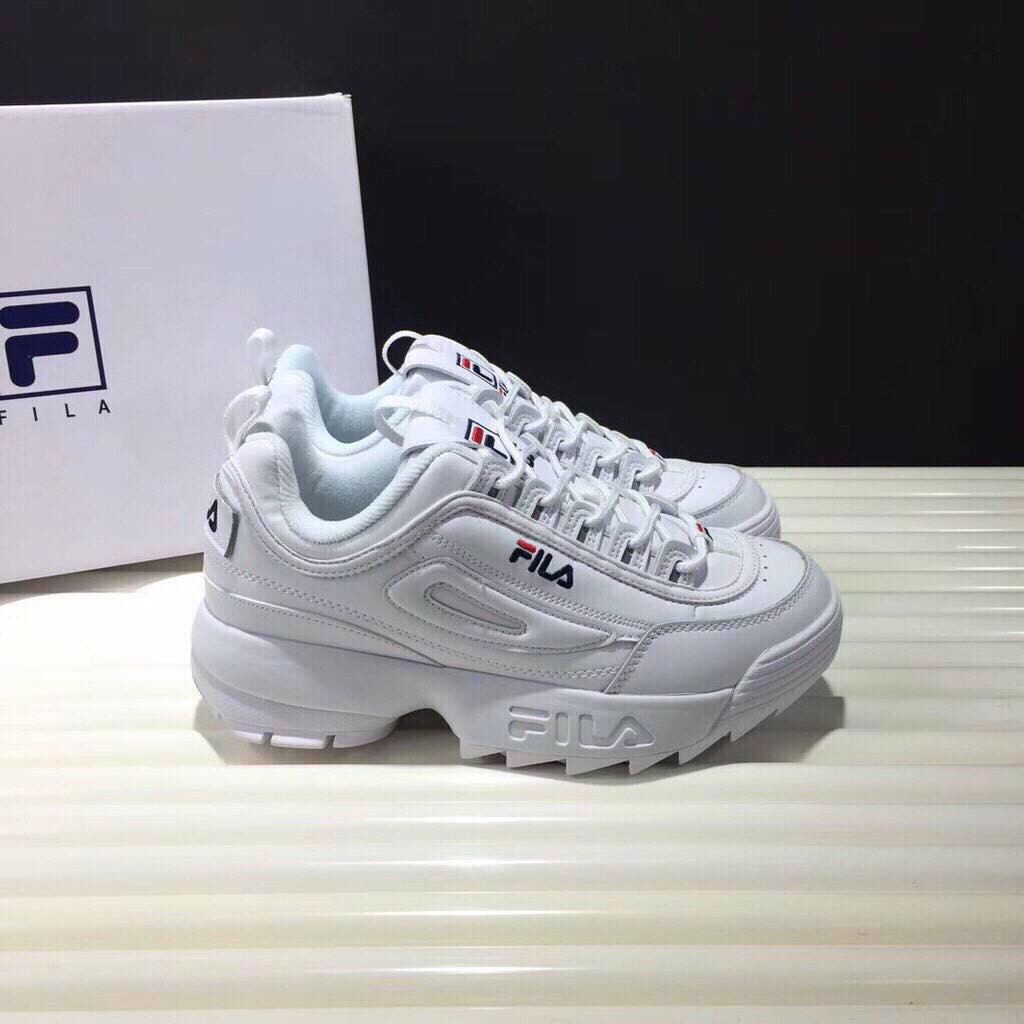 fila sandals outfit