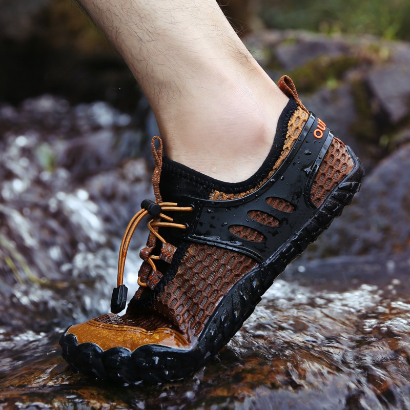 aqua shoes for trekking