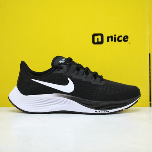 nike sport shoes original