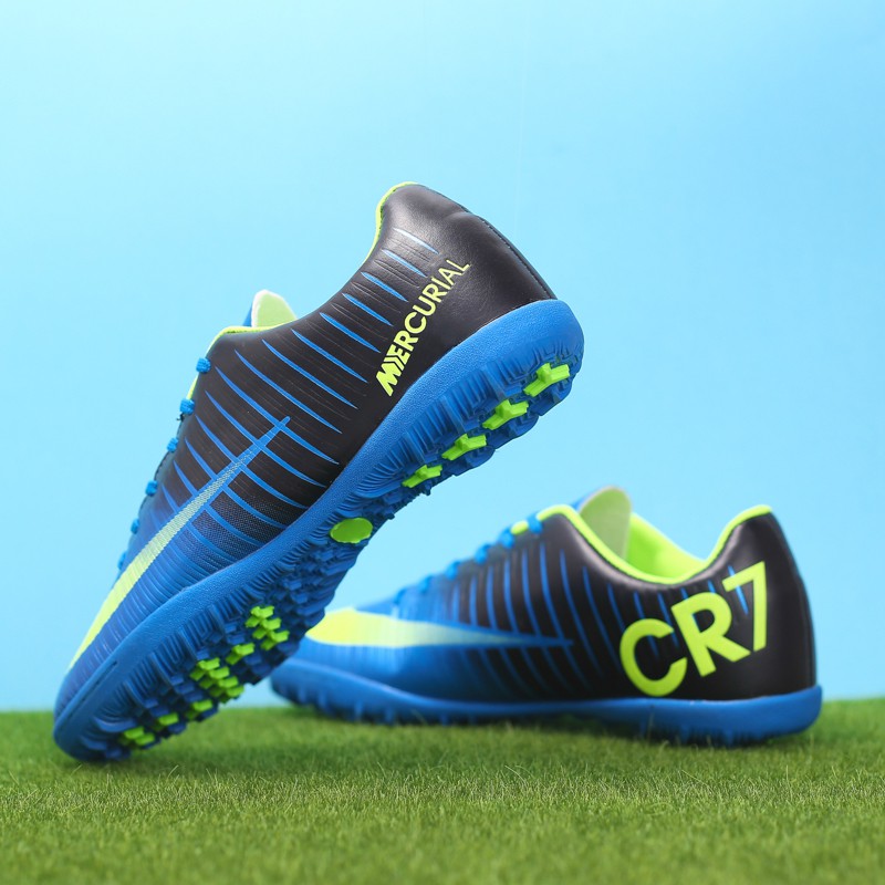 discount soccer shoes
