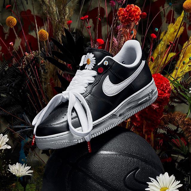 nike peaceminusone