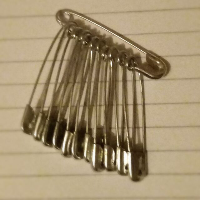 where do i buy safety pins