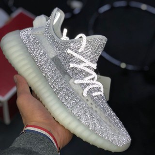 yeezy boost 350 v2 static Carousell