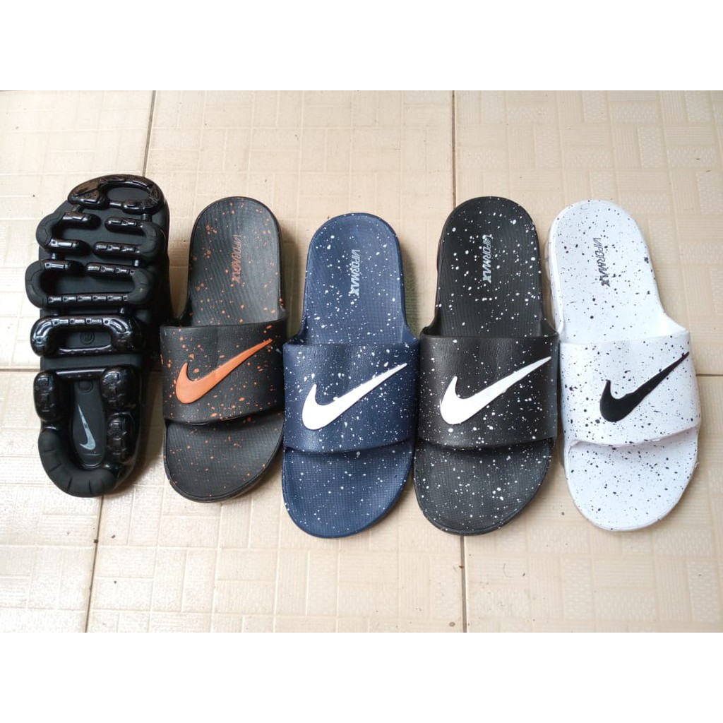 تطهير القيمة نقطة vapormax nike slides 