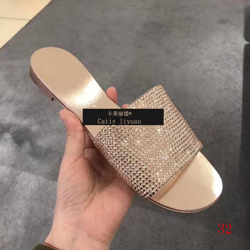 slipper gold