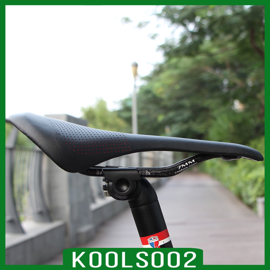 lightweight carbon saddle