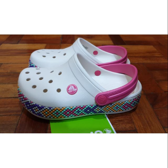 paw patrol light up crocs